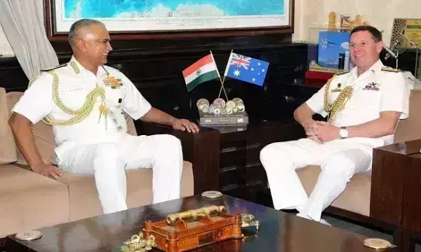 ऑस्ट्रेलियाई नौसेना प्रमुख भारत दौरे पर, साउथ ब्लॉक में दिया गया गार्ड ऑफ ऑनर
