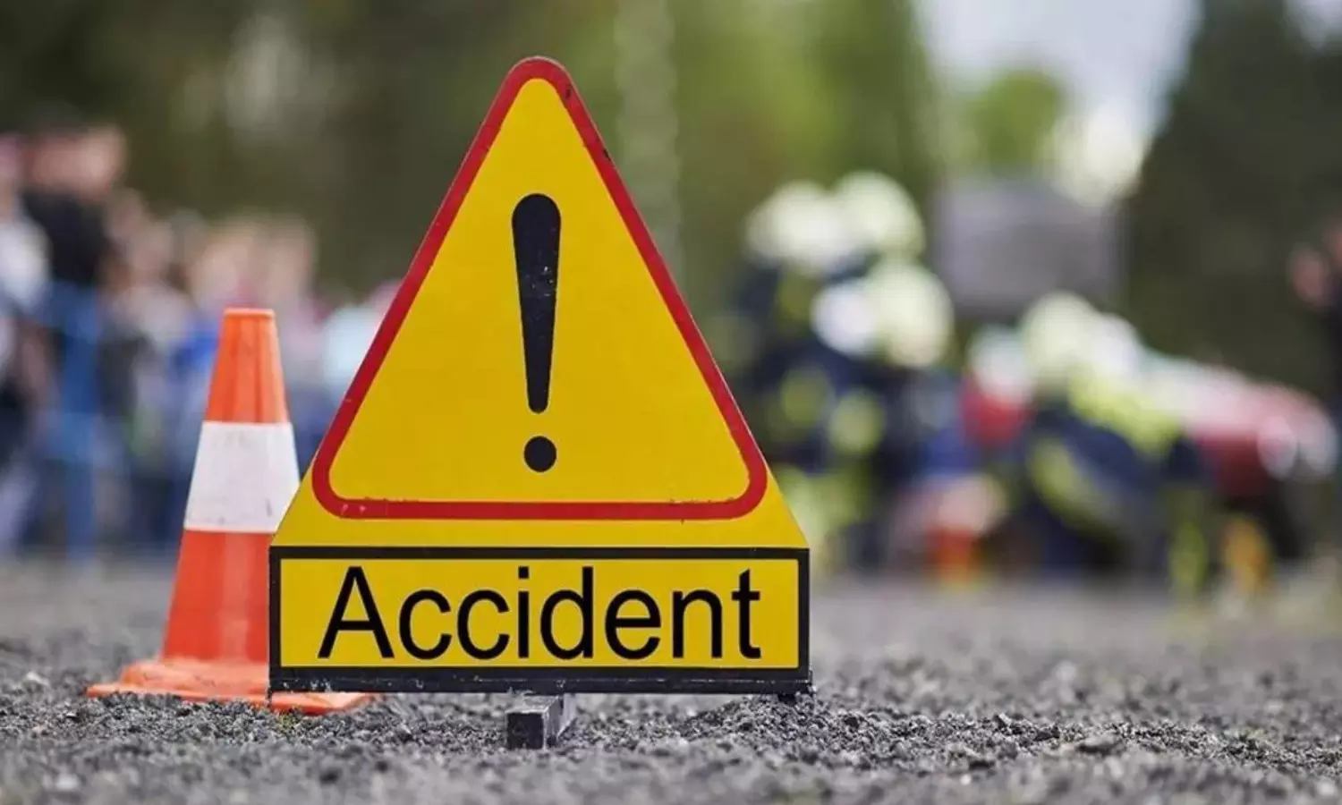 Chhattisgarh Kawardha Accident : पिकअप वाहन पलटने से 18 लोगों की मौत, PM Modi ने जताया दुःख