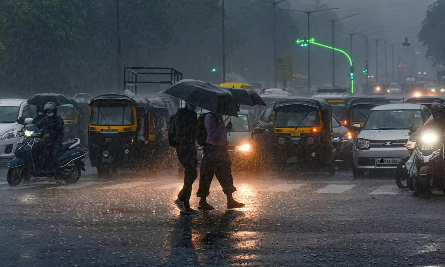 MP Weather Update: मध्य प्रदेश में मौसम का दोहरा मिजाज, निवाड़ी, दतिया में लू, भोपाल, इंदौर में आया आंधी-तूफान जाने अपने जिले का हाल