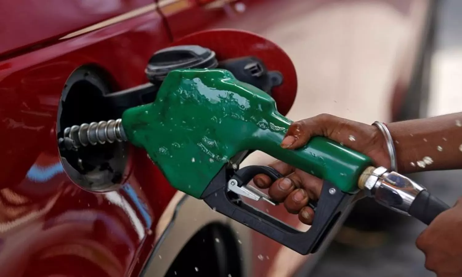 Petrol-Diesel Price Today : जुलाई के पहले दिन बदले पेट्रोल-डीजल के दाम, जानें कहां कहां हुआ बदलाव