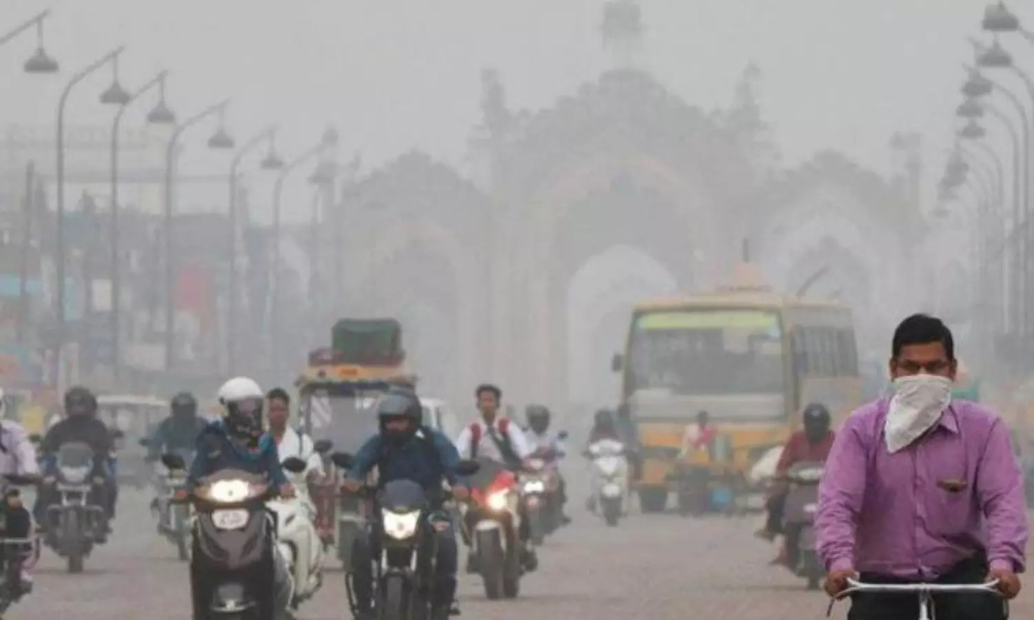 Air Pollution Effect on Health: जहरीली हवा से दिल्ली में हर साल हो रही हैं 12000 मौतें, इन शहरों का हाल भी खराब