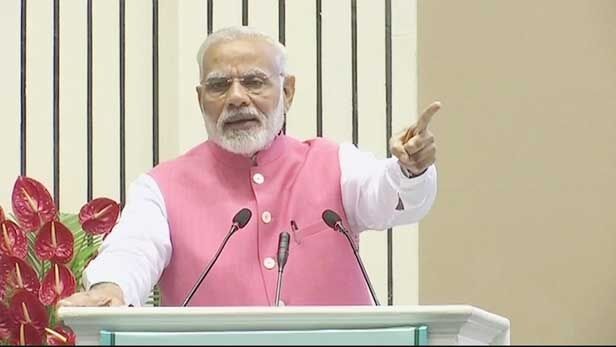 प्रधानमंत्री मोदी ने कहा - जीएसटी से बढ़ेगी प्रतिस्पर्धा, घटेंगे वस्तुओं के दाम